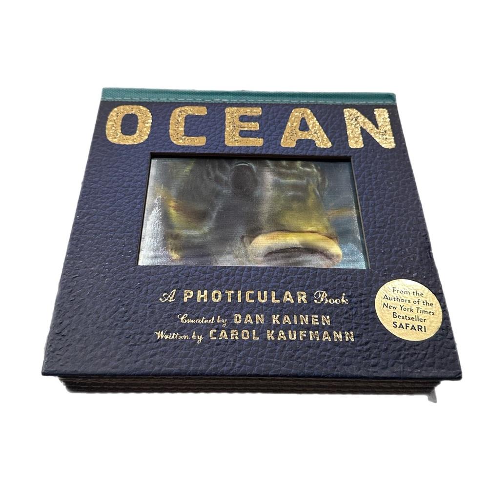 Ocean‎ - A Photocular Book